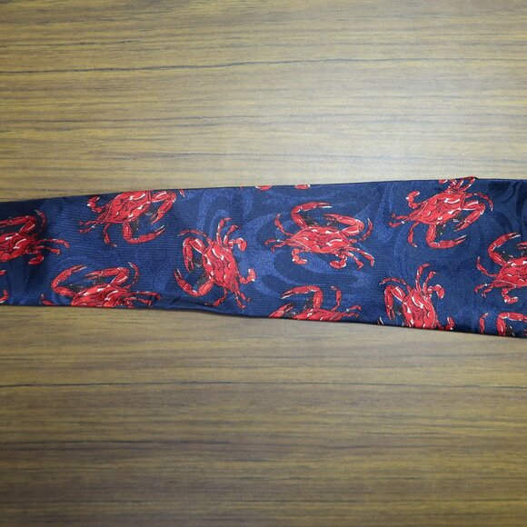 Men's Fratello Hand Made Navy Blue Tie with Red Crab Print - Picture 2 of 7